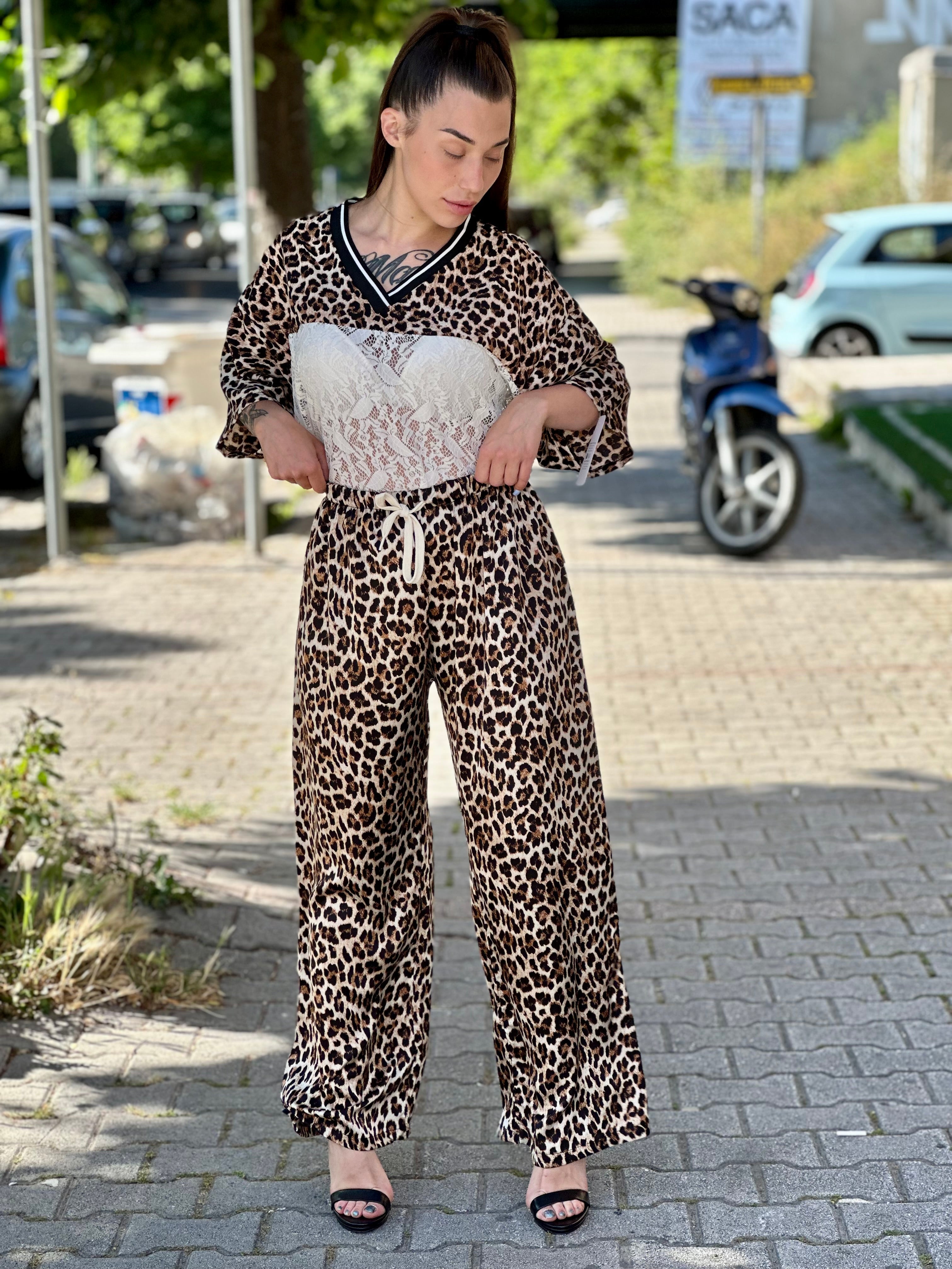 Pantalone in raso animalier