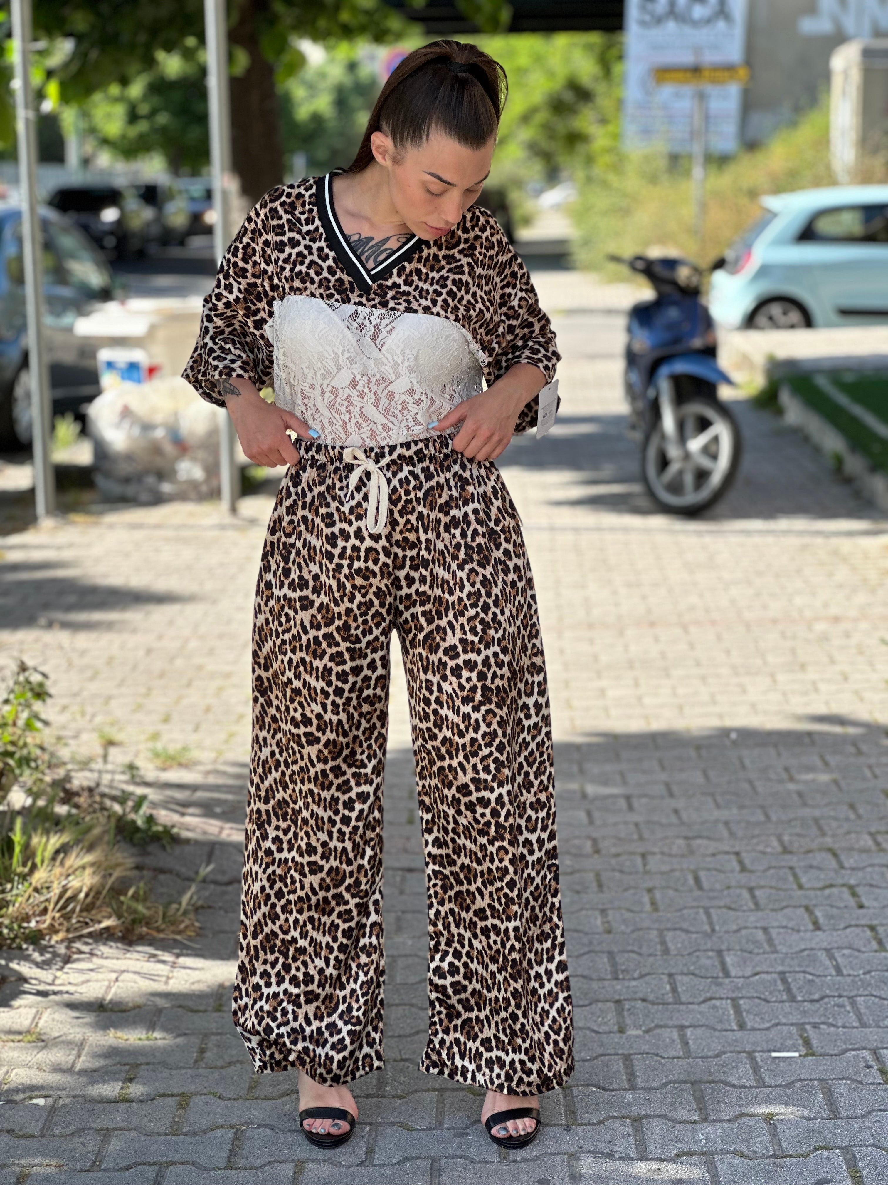 Pantalone in raso animalier