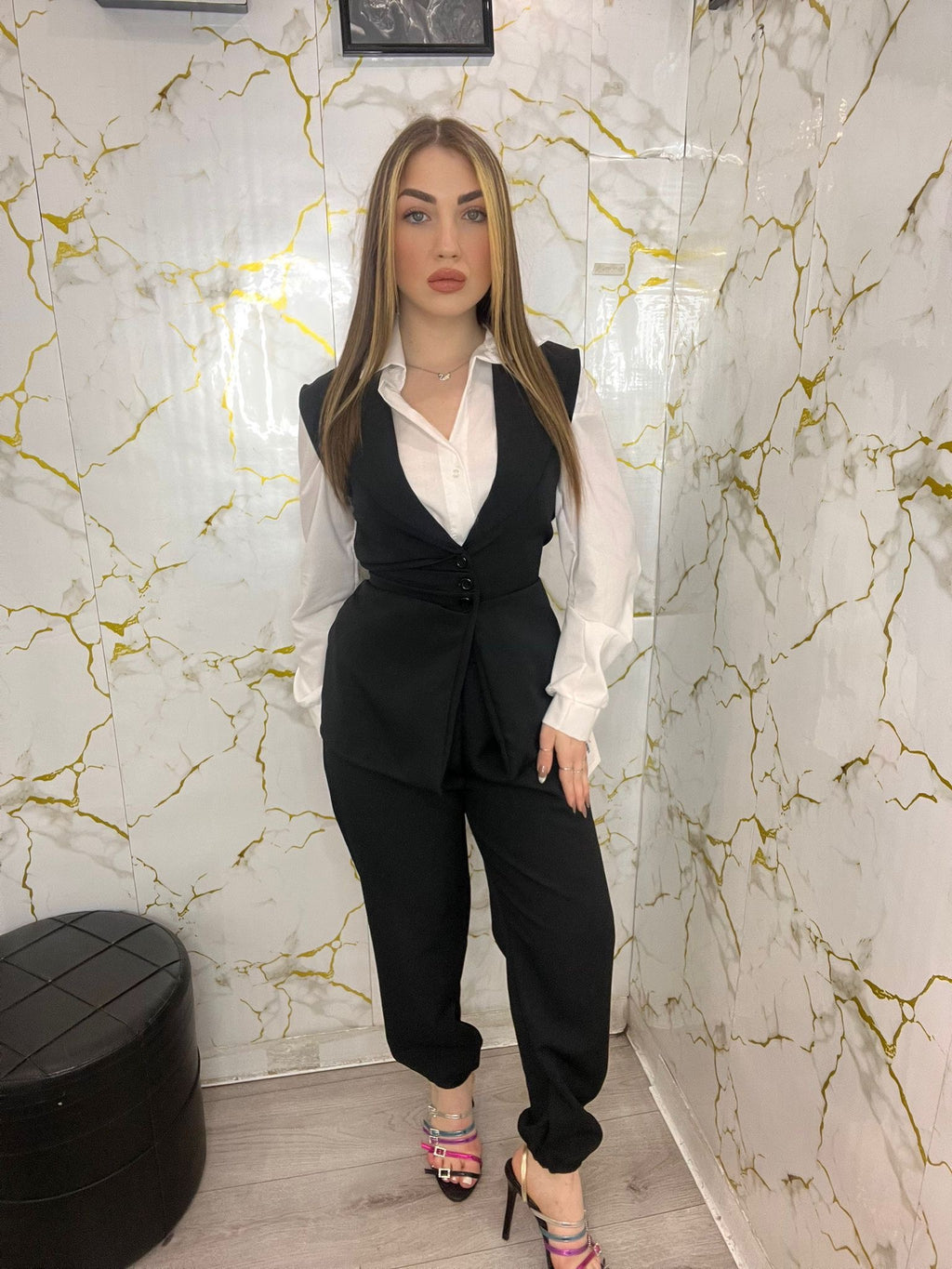 Tailleur a gilet con penche