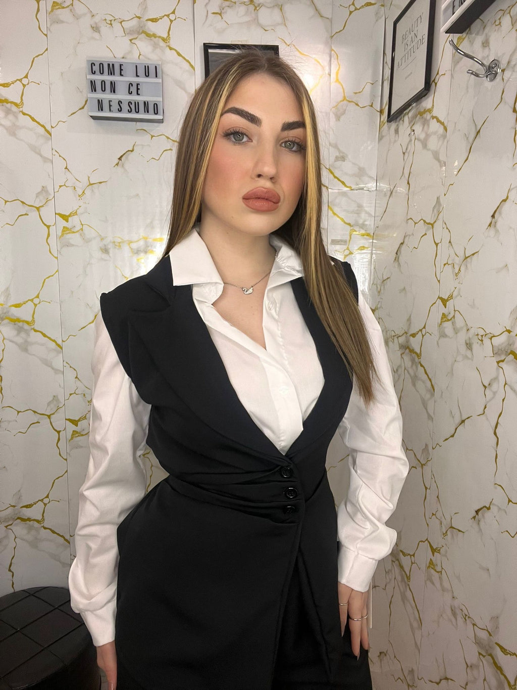 Tailleur a gilet con penche