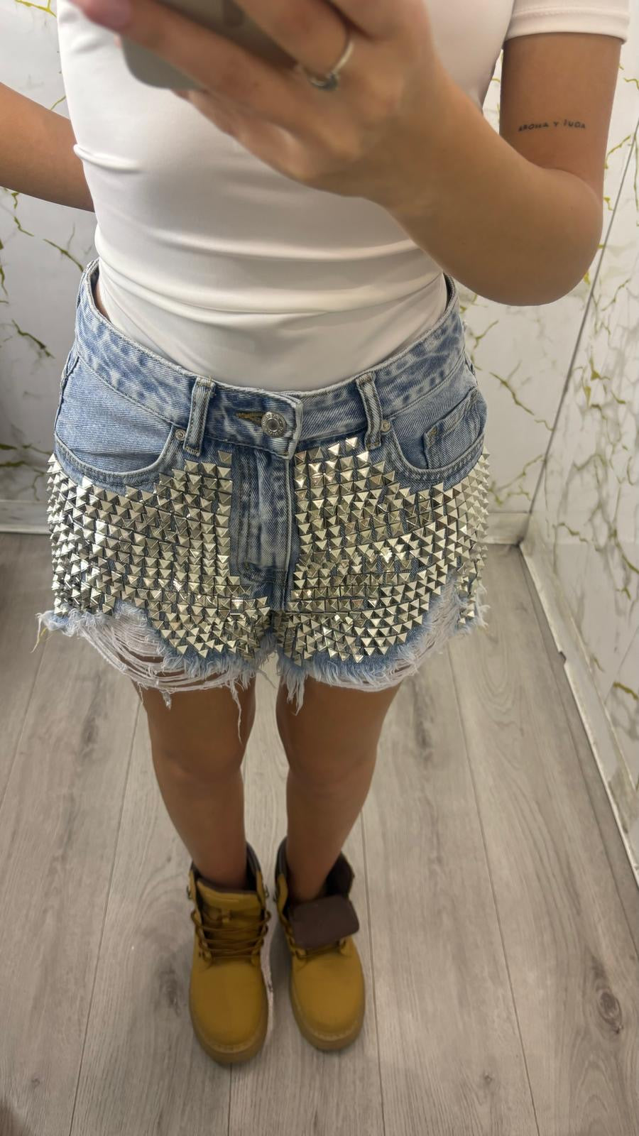 Pantaloncino total borchie denim