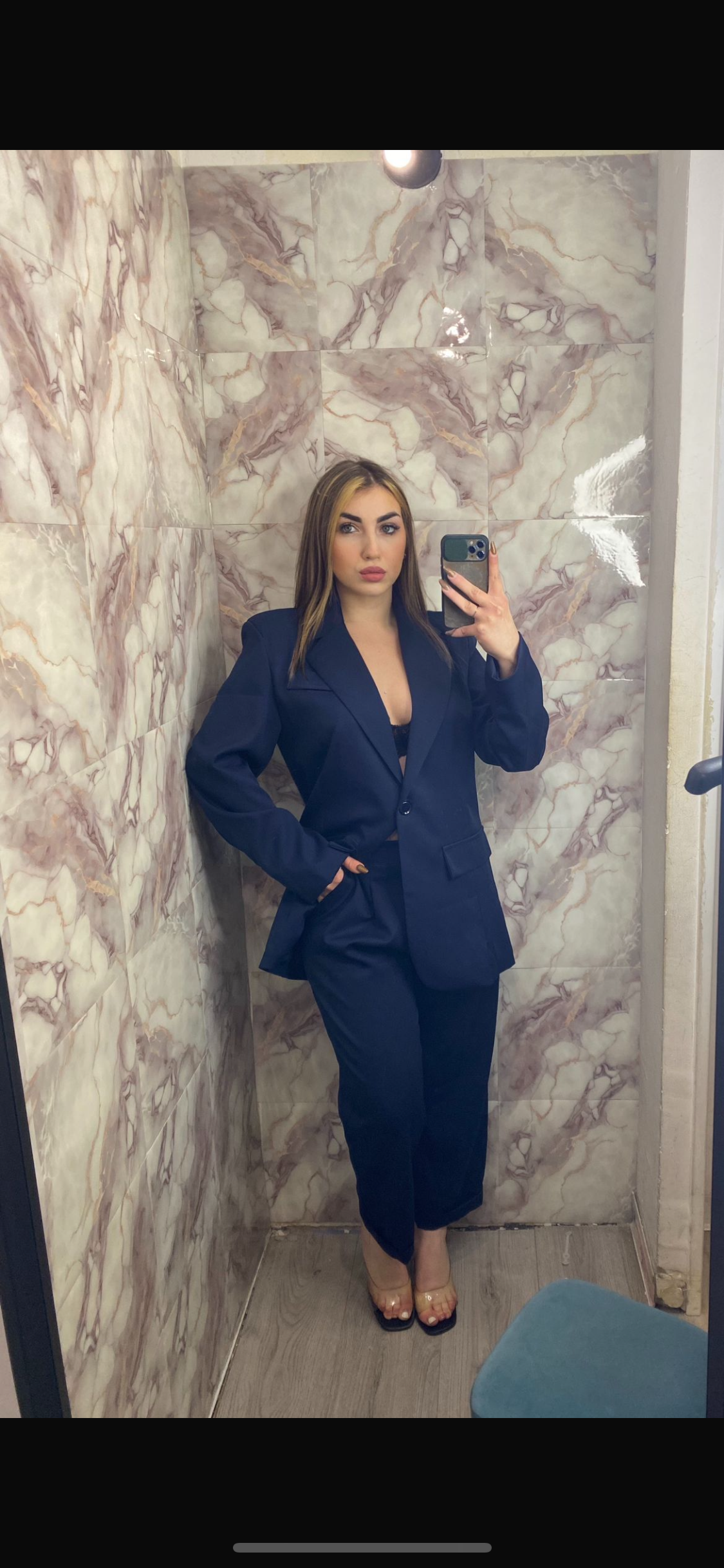 Tailleur con giacca oversize🖇️