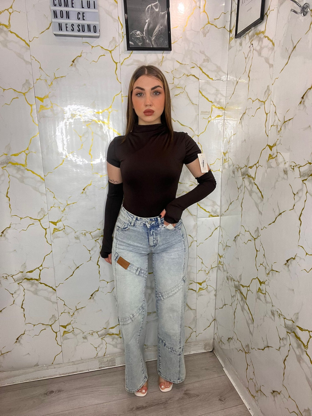Jeans a palazzo con passanti