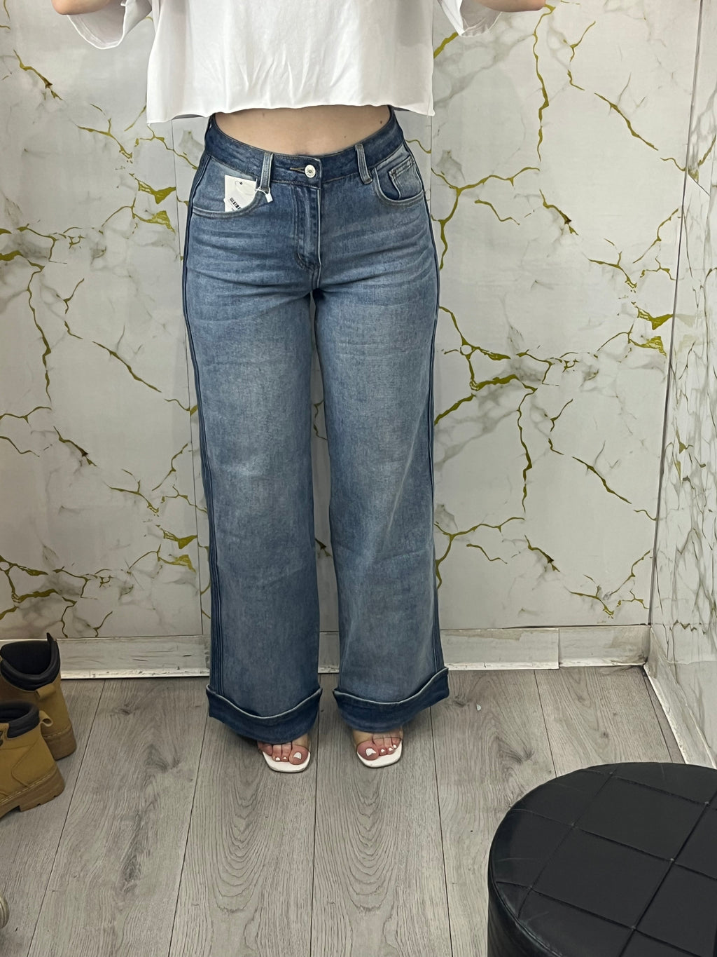 Jeans a palazzo con risvolto in denim