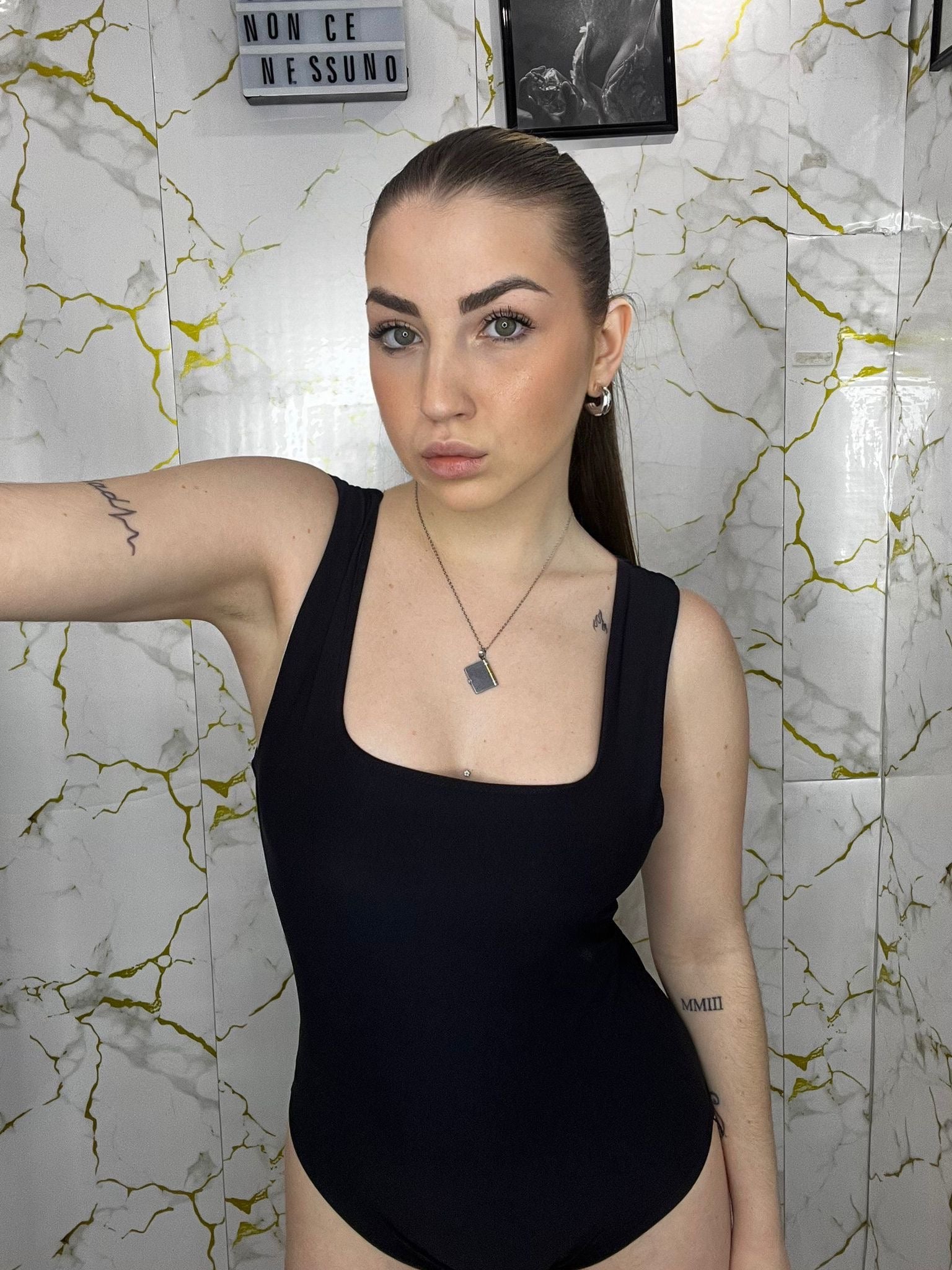 Body con scollo quadro