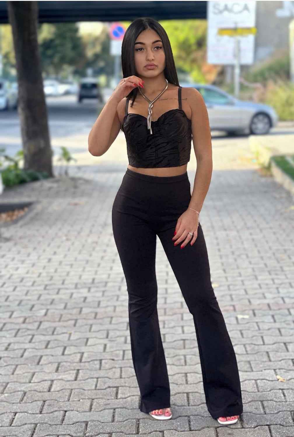 Pantalone a zampa