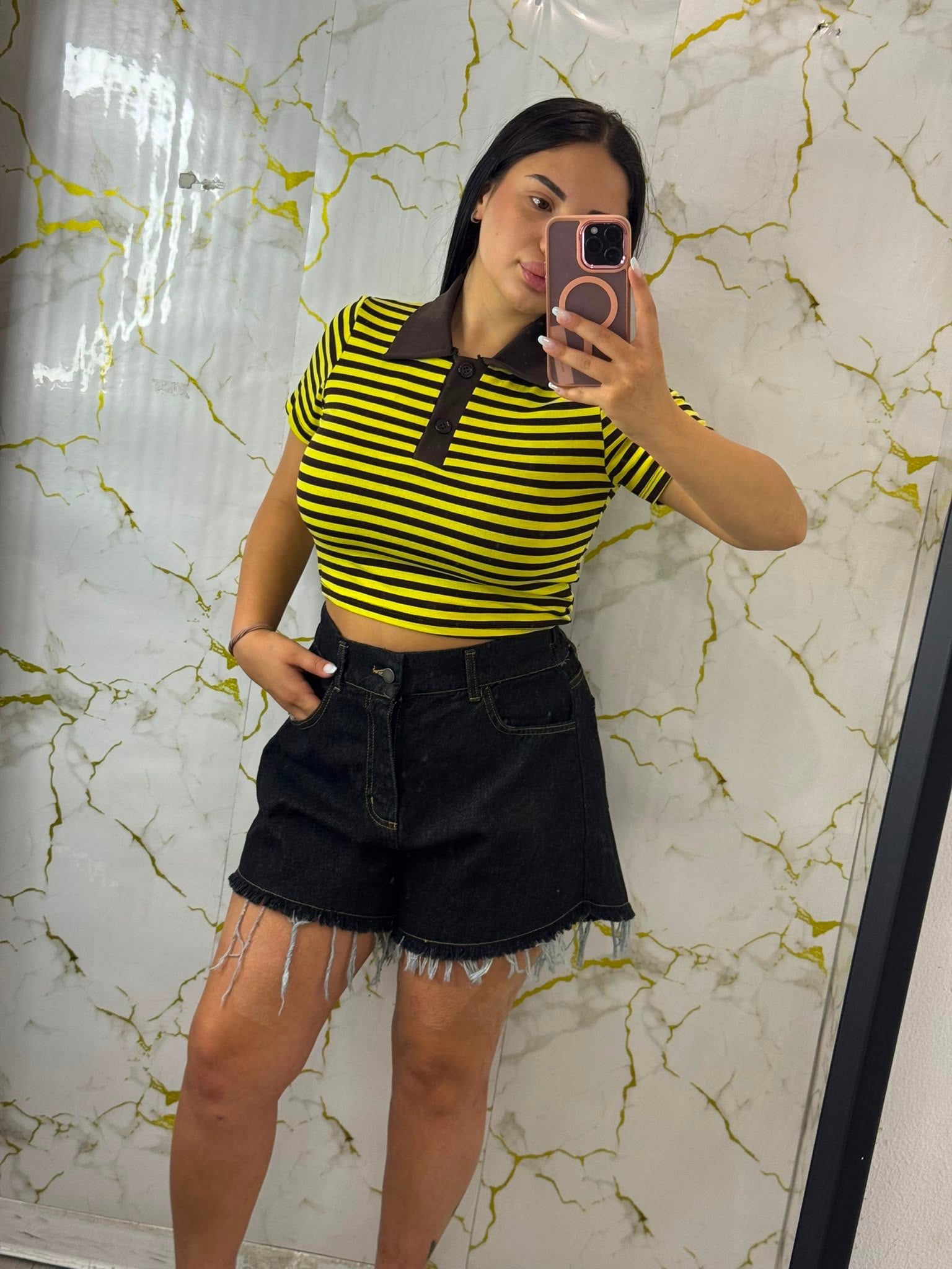 Polo crop a righe