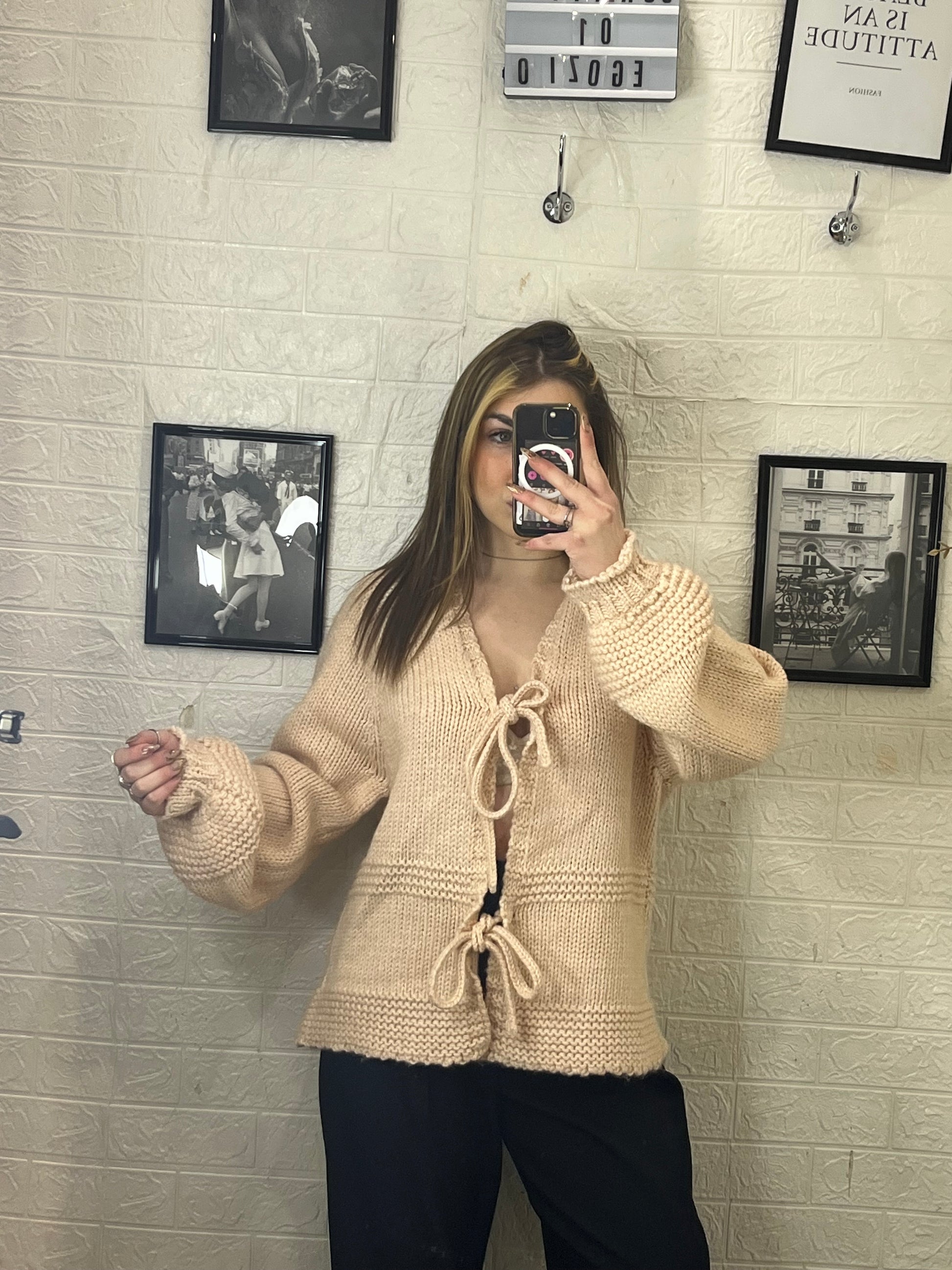 Cardigan con laccetti