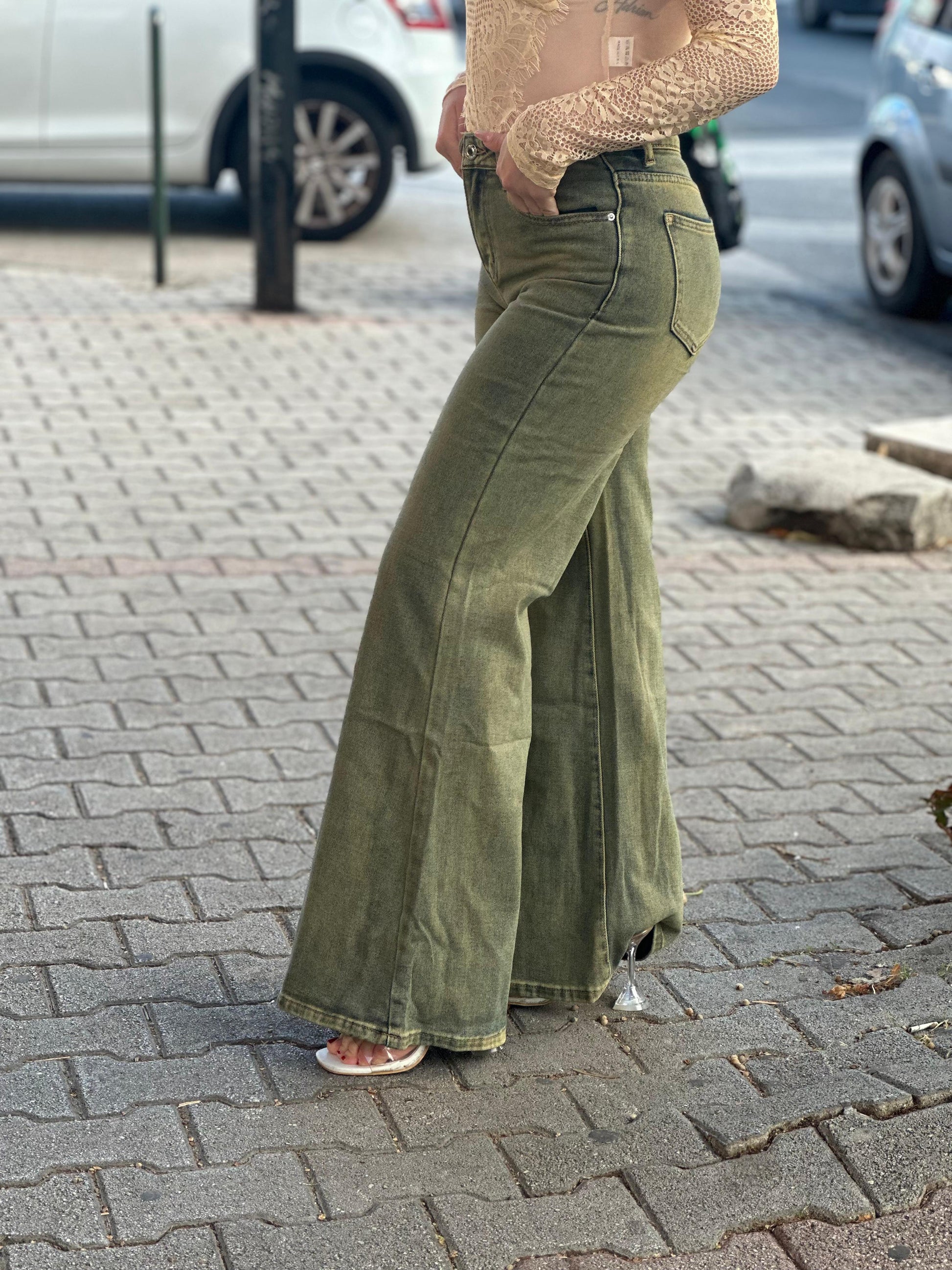 Jeans a zampa