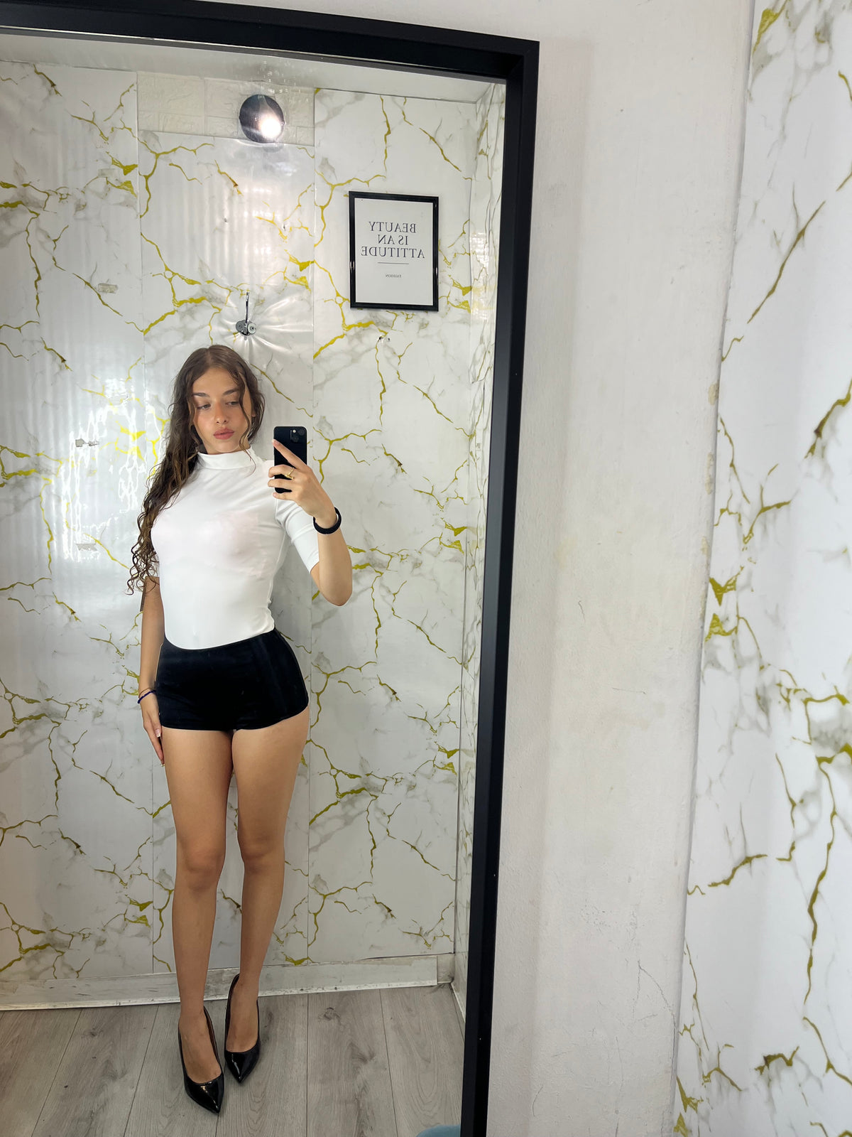 BODY CLARISSA