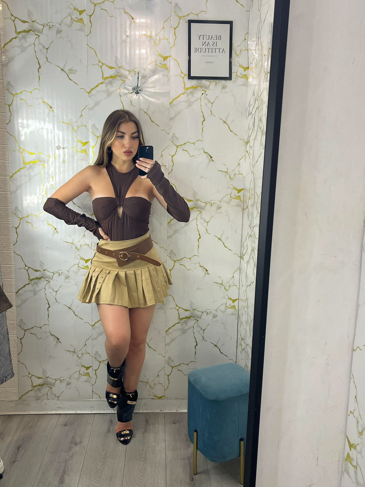 Body Annalisa