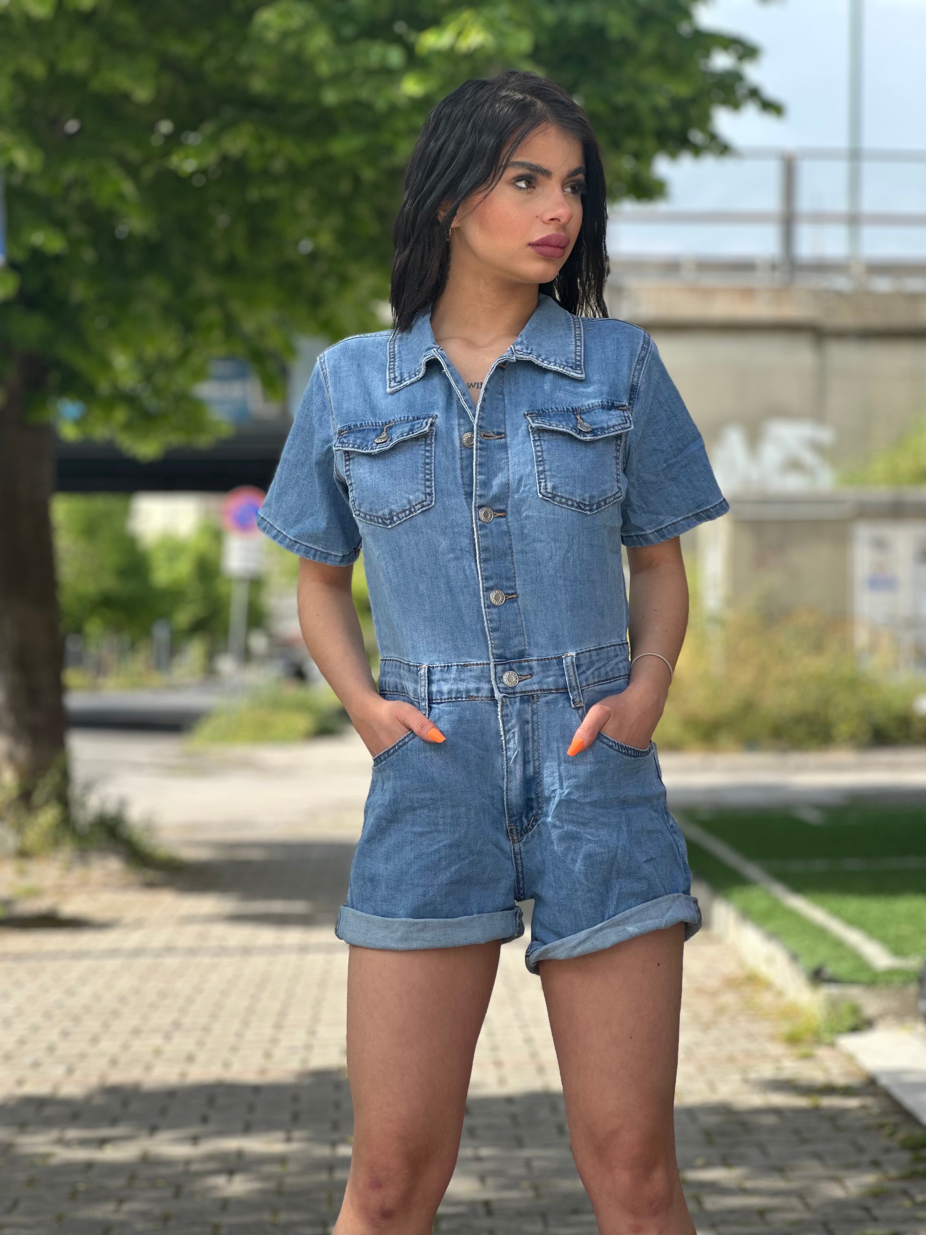 Jumpsuite elasticizzata  shorts denim