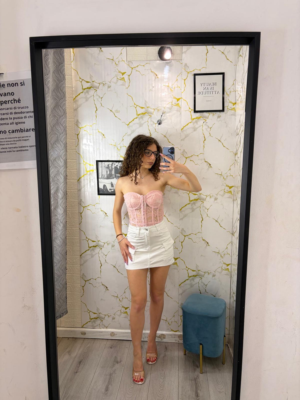 Shorts white