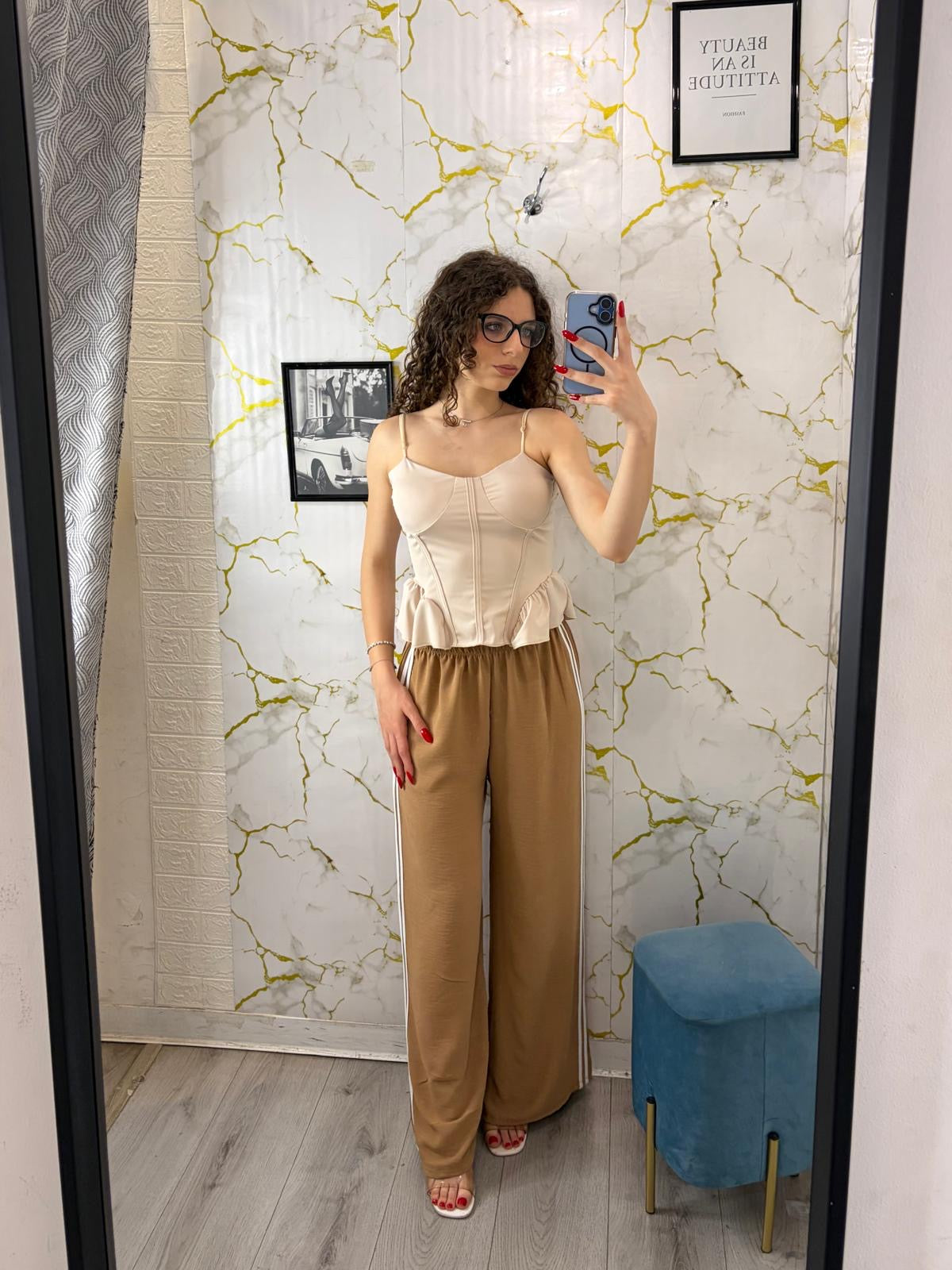 Top con balza in lycra