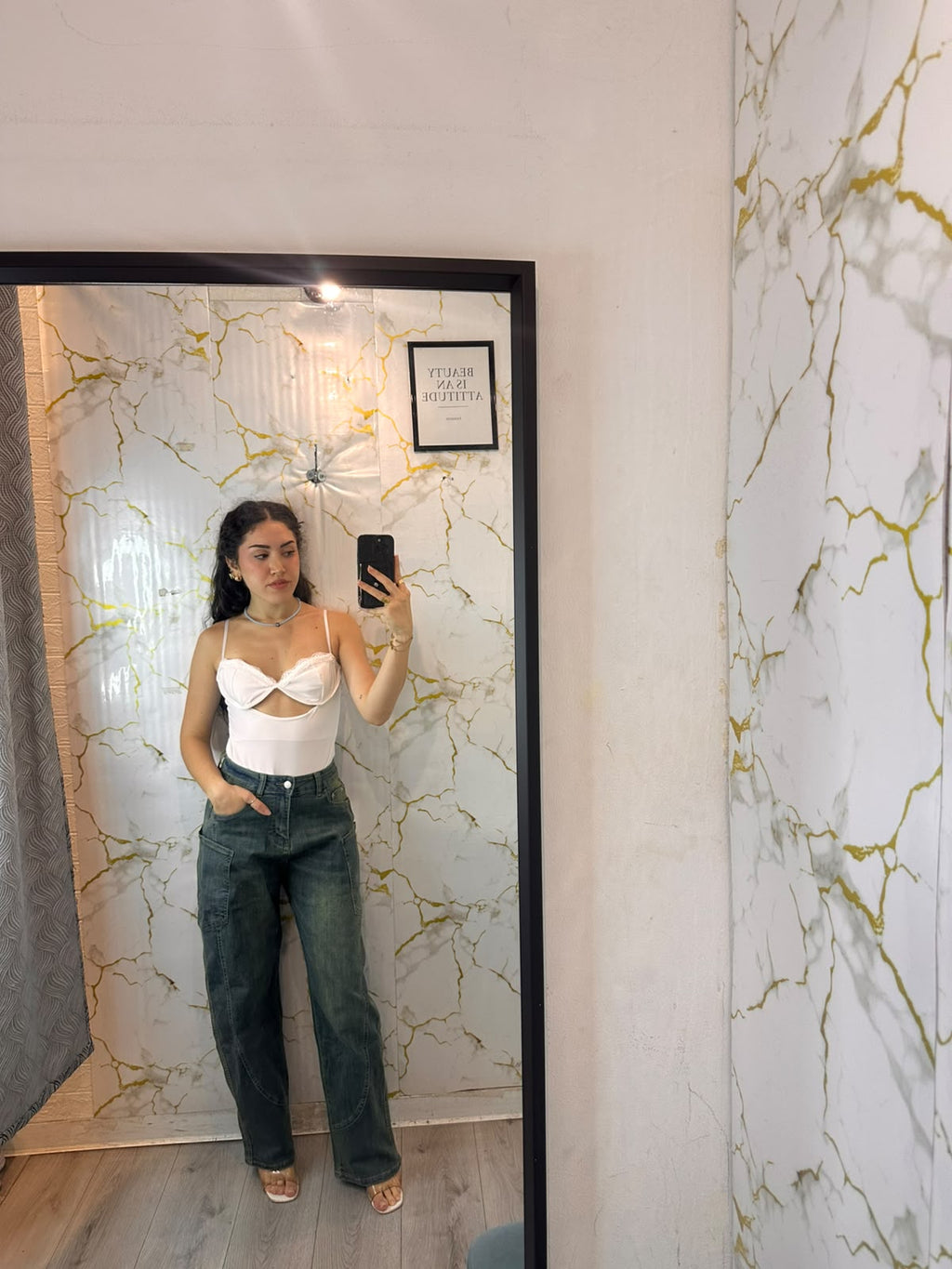 BODY NAOMY