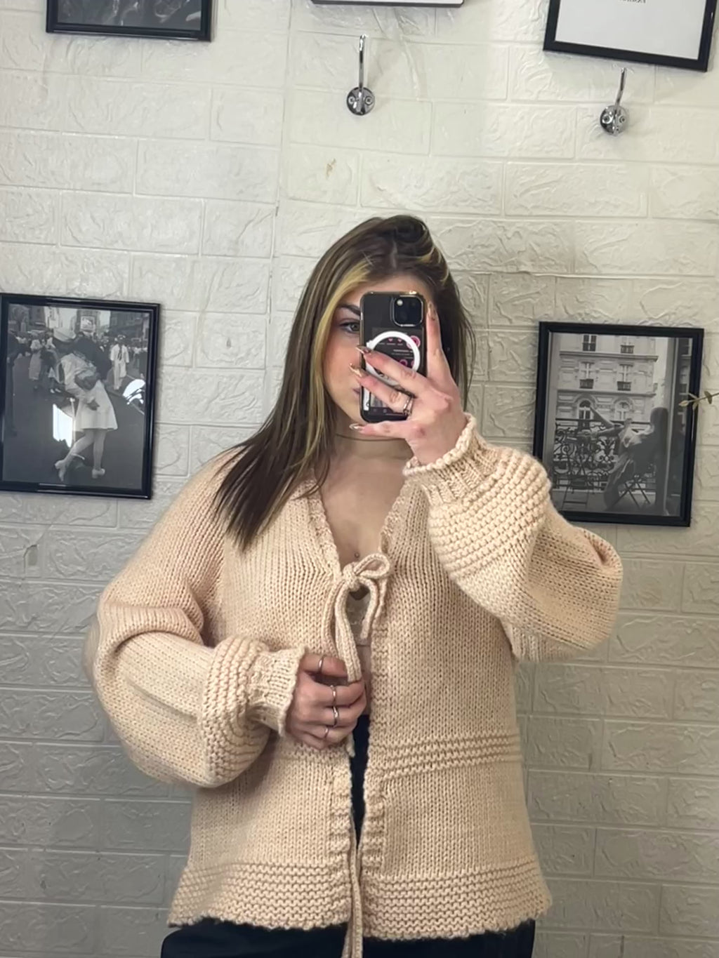 Cardigan con laccetti